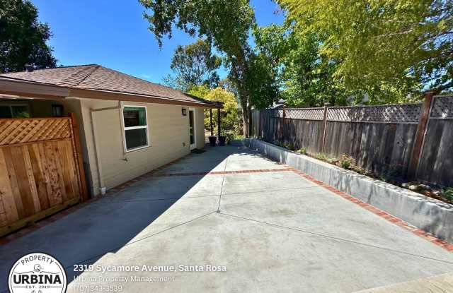Stylish Studio Retreat in Santa Rosa with Private Yard and Utilities Included photos photos