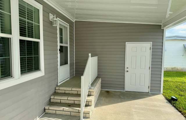 1283 Jamestown Drive Gallery 4