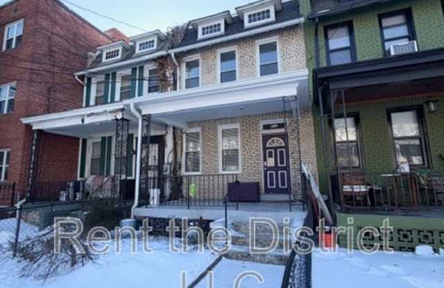 814 Longfellow Street NW photos photos