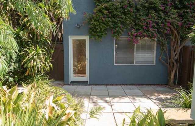 726 MILWOOD Avenue Gallery 2