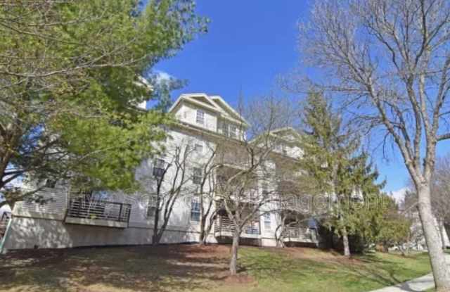 352 Hildred Drive - 352 - 352 Hildred Drive, Burlington, VT 05401