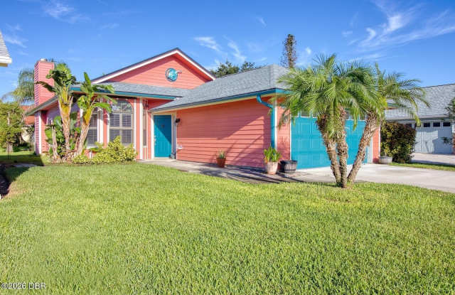 794 Pine Shores Circle Gallery 2