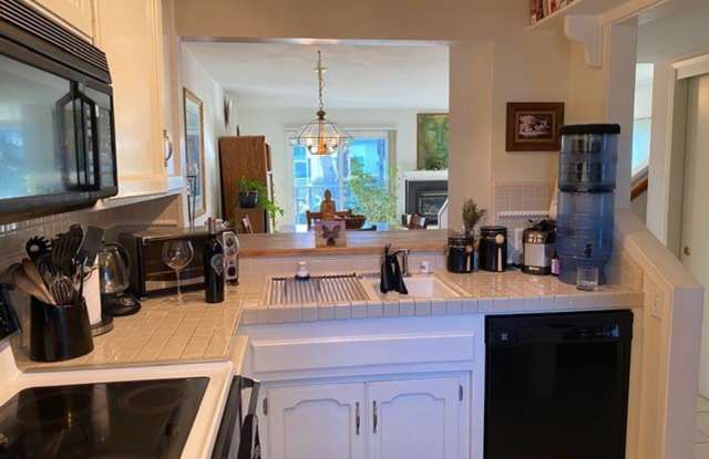 107 Rockwood Way Gallery 3