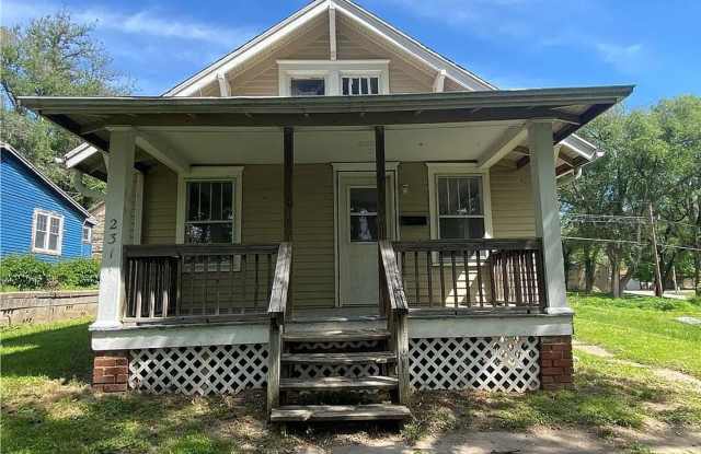 2-Bedroom Home with Covered Front Porch, Main-Floor Laundry & Off-Street Parking Gallery 1