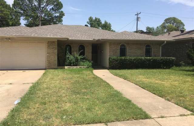 1137 Jeffery Trail - 1137 Jeffery Trail, Irving, TX 75062