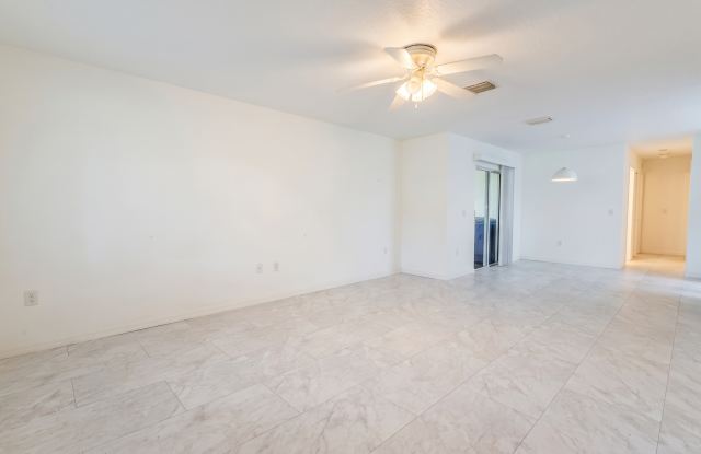 1022 Foster Road - A Gallery 2