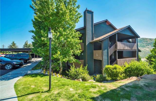 7065 N 2200 W photos photos