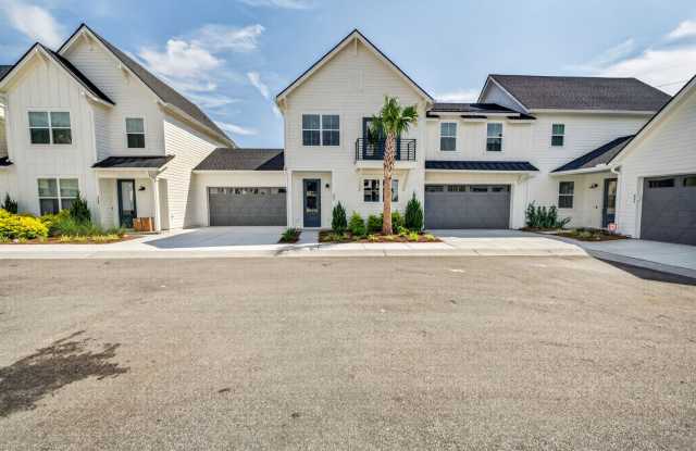 Modern Comfort in the Heart of Johns Island photos photos