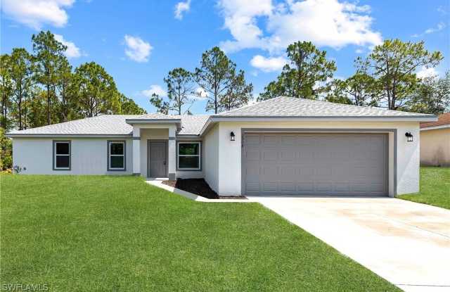 2908 35th Street W photos photos