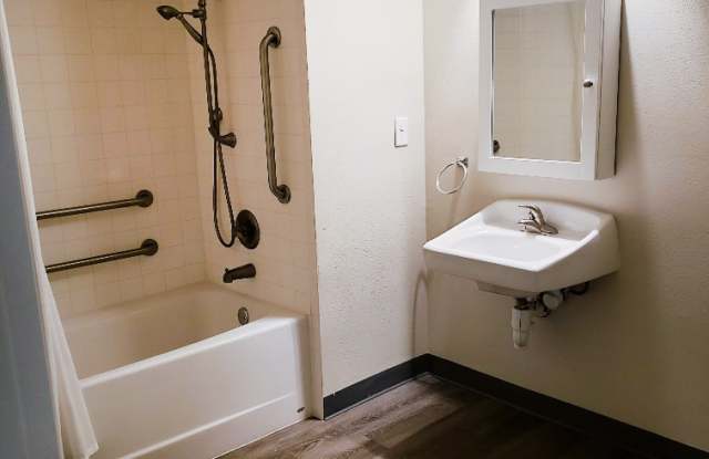 901 West 14th Avenue photos photos
