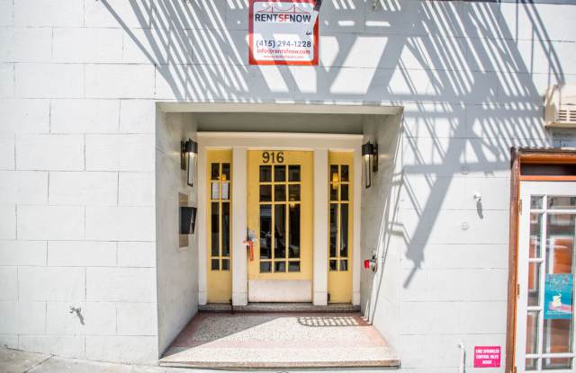 916 Pacific Apartments Gallery 3