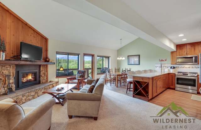 WINTER RENTAL 2 Bedroom/2 Bath, New Furniture, Private Laundry photos photos