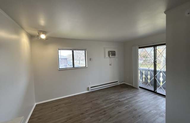 903 West Ardussi Street - 13 Gallery 2