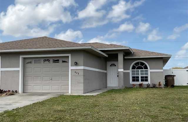 428 SE 24th Avenue photos photos