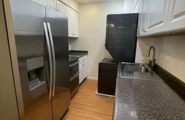 Canyon Club Apartments Gallery 3