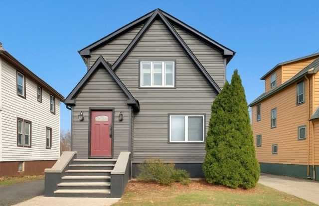 385 E Main St photos photos 385 E Main St photos photos