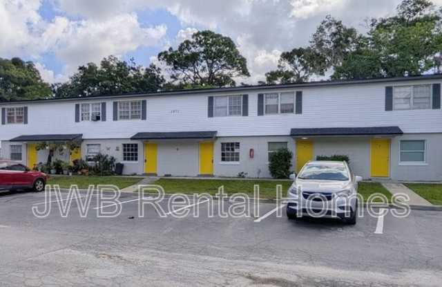 2873 Yellow Pine Ct #4 photos photos