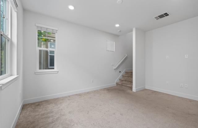 2823 Alliston Loop Gallery 4