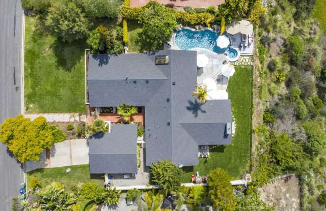 7057 Almaden Ln Gallery 4