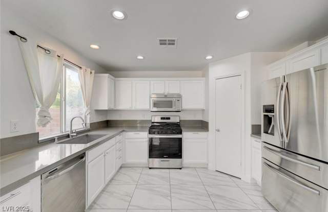 9893 Canyon Peak Drive - 9893 Canyon Peak Drive, Spring Valley, NV 89147