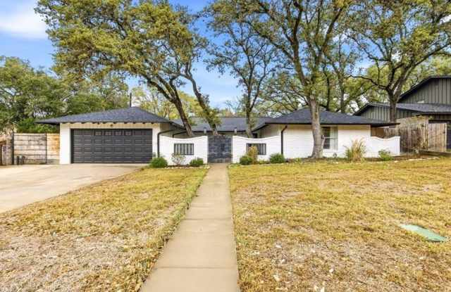 619 Patricia photos photos