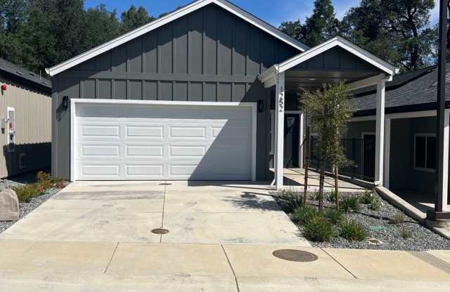 Brand New Build on Old Alturas - ALL Electric with City of Redding Solar! photos photos