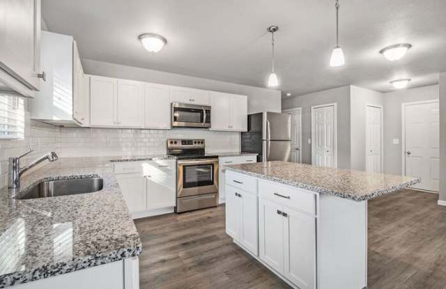 2417 Richardson Court Gallery 4