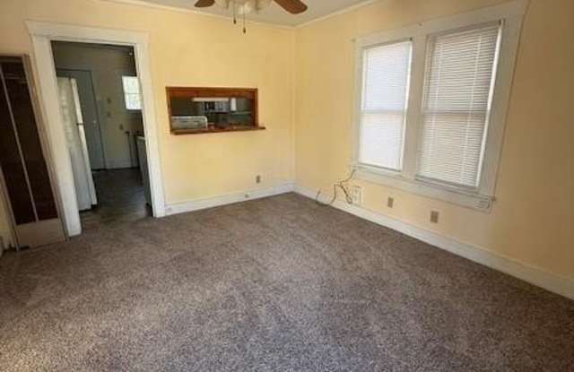 926 Merchant Street - 926 Merchant Street, Abilene, TX 79603