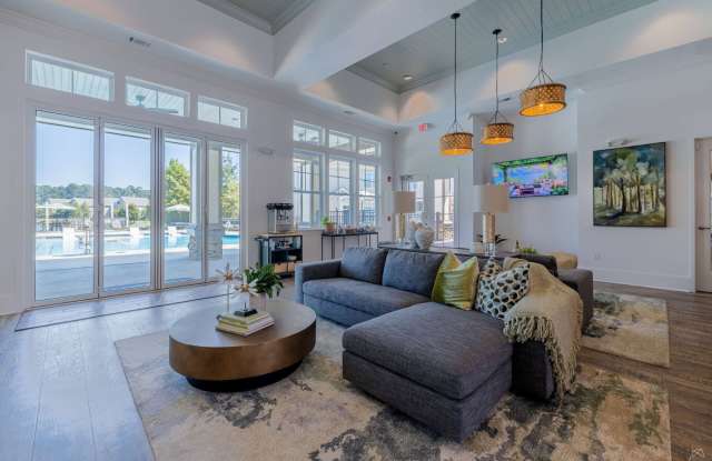Basswood Landing Apartments Gallery 4