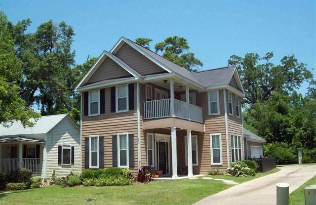 436 W Carolina - 436 West Carolina Street, Tallahassee, FL 32301