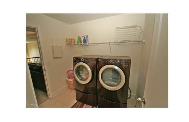 5325 Rosewood Pl Gallery 3