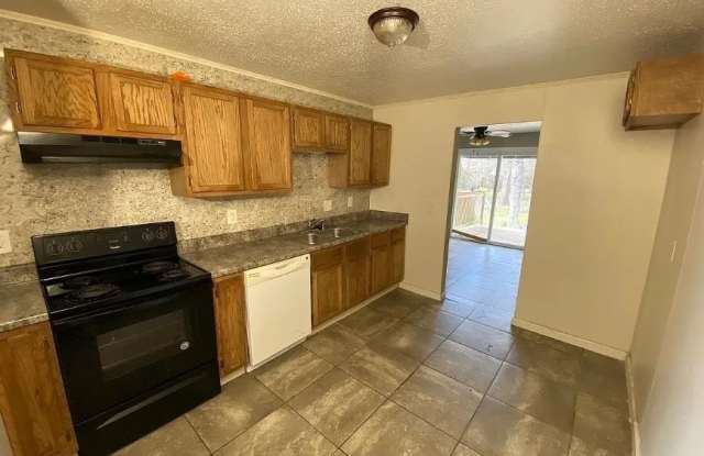 103 Central Avenue - 103 Central Avenue, Jacksonville, AR 72076