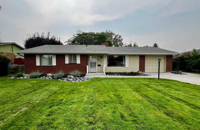 Non-Refundable  Security Deposit Total: $2800.00 photos photos