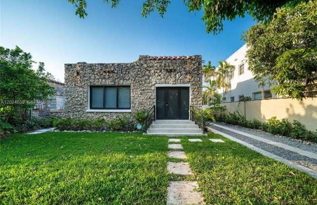 1663 SW 13th St photos photos