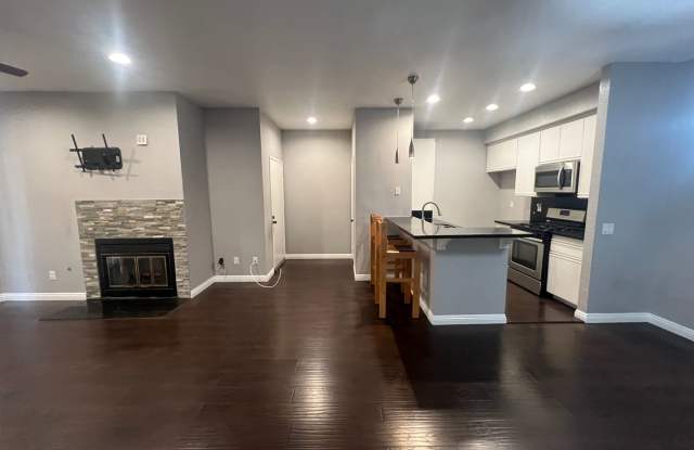 Lakeside Condo Community: Lower 1 Bedroom 1 Bath Condo, photos photos