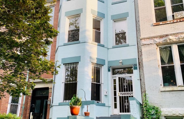 1248 COLUMBIA ROAD NW - 1248 Columbia Road Northwest, Washington, DC 20009
