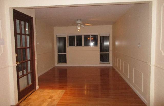 2149 Wesleyan Dr Gallery 2