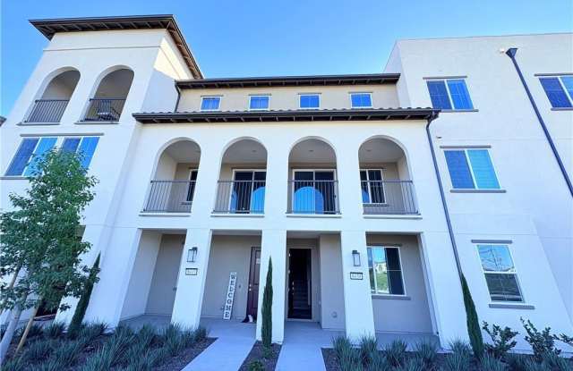 8439 Bickmore Ave photos photos
