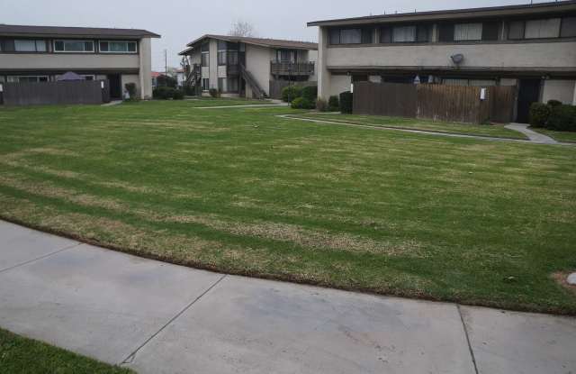 1150 S Meadow Ln Gallery 1