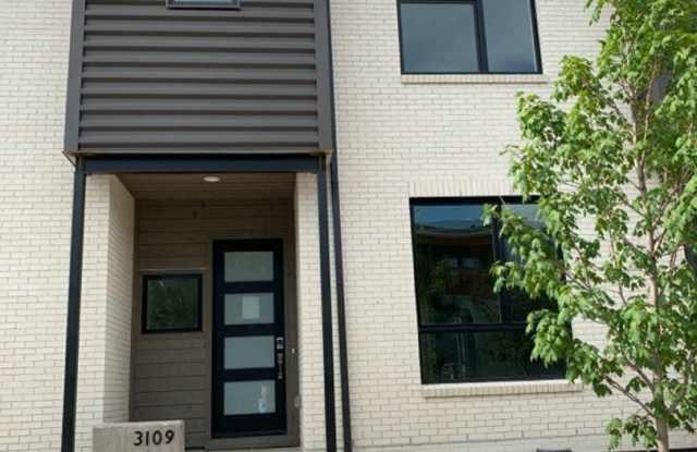 3109 Bluff Street Gallery 2