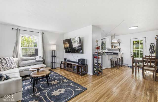 6314 N Keystone Avenue Gallery 2