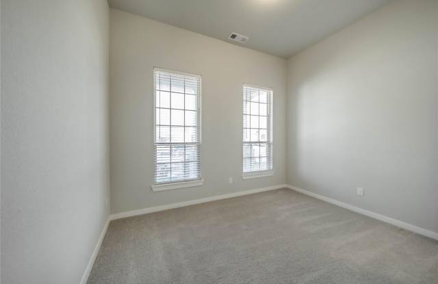 1113 Sheldon Drive Gallery 3