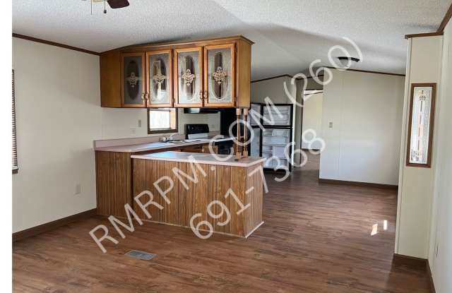 2065 E Lakeside Dr photos photos