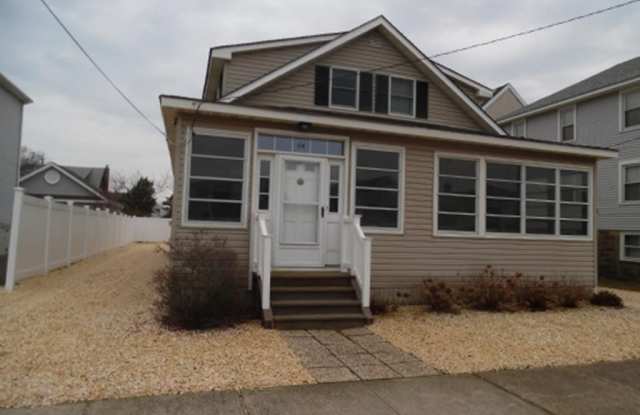 24 Brown Avenue - 24 Brown Avenue, Lavallette, NJ 08735