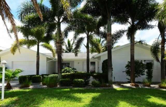 1628 Savona Parkway photos photos