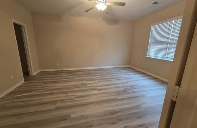 1898 Sandalwood Way Gallery 3