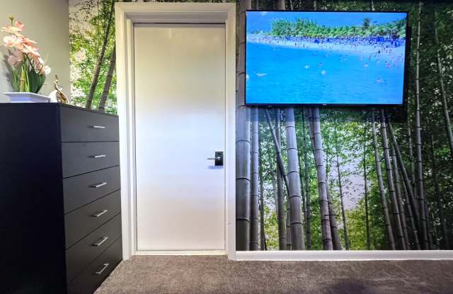 1511 South John Young Parkway - 6 Gallery 2