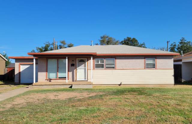 Available November 10th! 3 Bedroom / 1 Bathroom photos photos