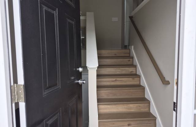 418 Summer Hill Circle Gallery 2
