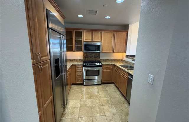 2240 Village Walk Drive Gallery 3